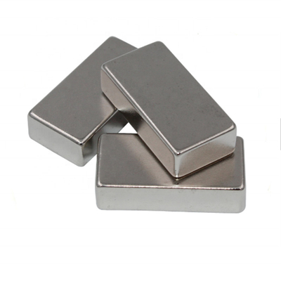 forti Antivari magneti permanenti del neodimio di 60X10X3mm potenti