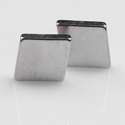 comprare I magneti permanenti ad alta resistenza del neodimio N52 bloccano il colore d'argento online manufacture