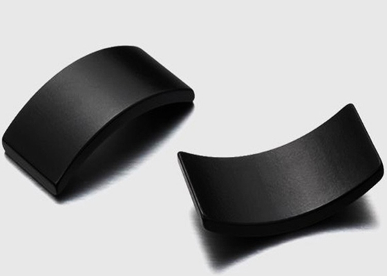 Buon prezzo NdFeB ha legato il magnete del neodimio, magnete di Smco dell'arco pompa/del motore in linea